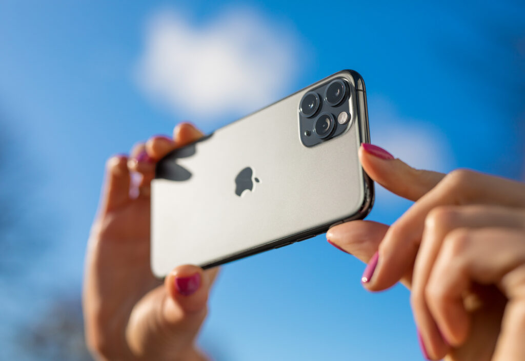 Snapchat Launches New ‘Dual’ Camera Option, Similar to BeReal